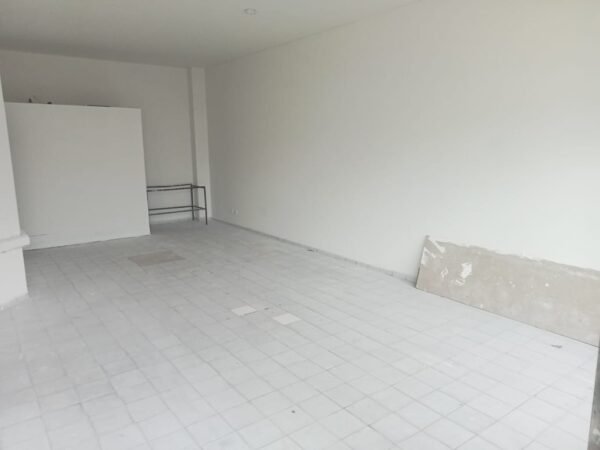 ARRIENDO LOCAL EN CHAPINERO 40 M² - Imagen 10