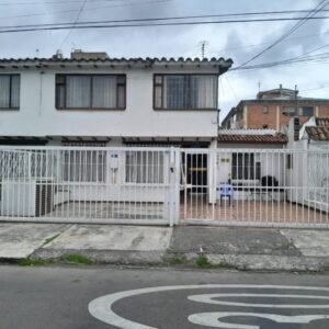 VENTA CASA EN CONTADOR EXCELENTE PRECIO 375 M2