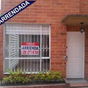 CASA MODELIA ARRIENDO 110 M2