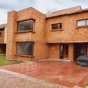 CASA EN ARRIENDO EN CHIA
